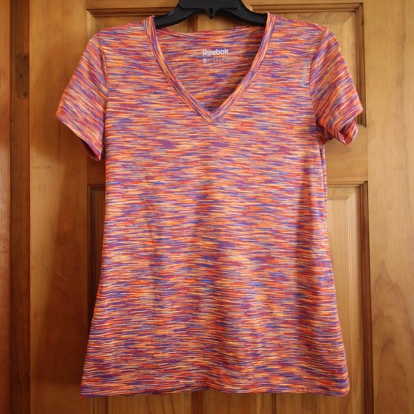 3/$25 ♻️ Reebok V Neck Speedwick Athletic Shirt - Picture 1 of 3